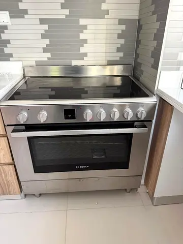 Bosch 5 hubs Electric ceramic cooker 90x60cm
