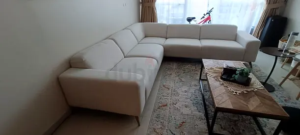 Looks great Condition ChattelsMore Bella Corner _Shape Sofa Beige
