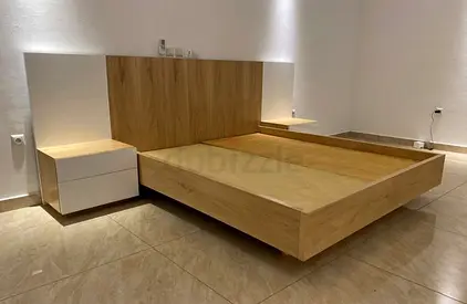Modern Wooden Bed Set with Nightstands