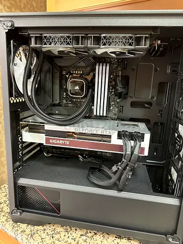 High-Performance Gaming PC with Cooling System