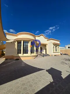 Villa for Sale in Al Nakheelat – Prime Location on Main Street A premium villa located directly on