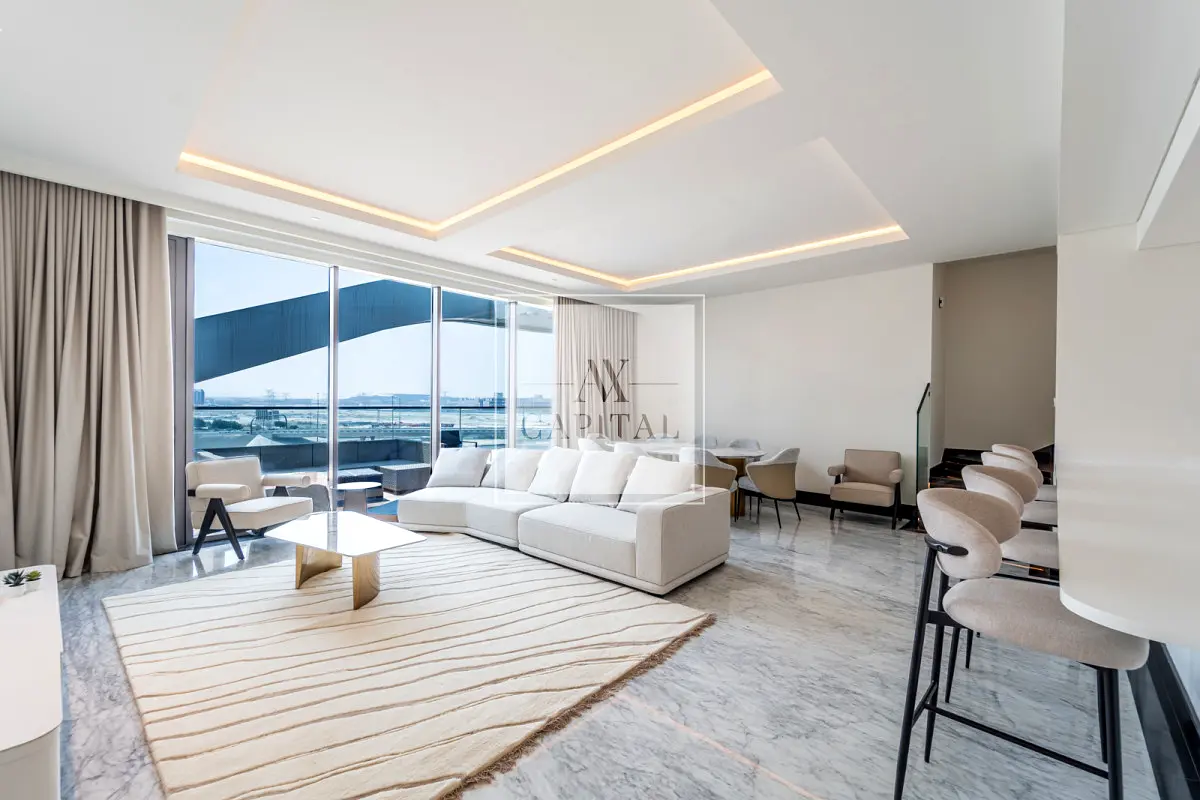 Spacious | Luxurious | Duplex | Jacuzzi | Vacant