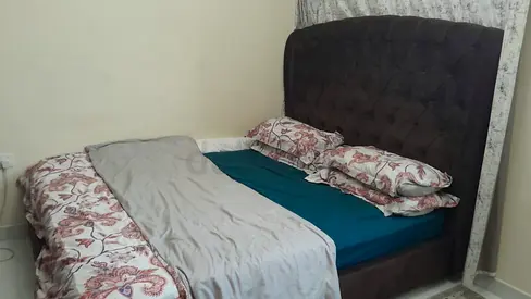 Kings size bed and mattress for sale 500