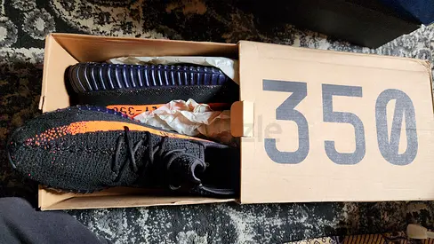 Yeezy Boost 350 V2 Sneakers - Size US 10