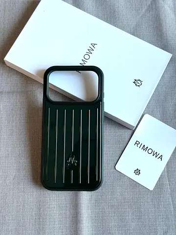 RIMOWA Phone Case in Dark Green
