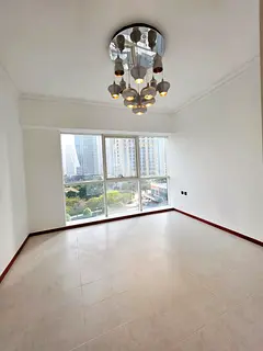 Spacious 2 Bed | Near to Metro | Car Park | Pool &amp; Park view