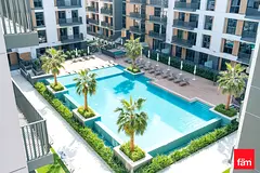 Vacant | Corner Unit | Pool View | 4 Cheques