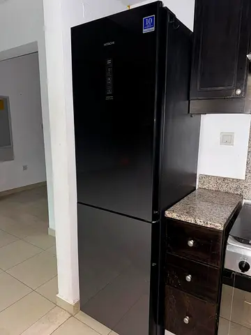 Hitachi bottom freezer refrigerator almost new excellent condition very good working