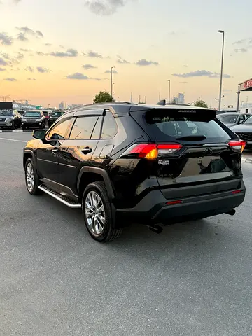 صورة مصغرة 10 لـ 2024 Toyota RAV 4