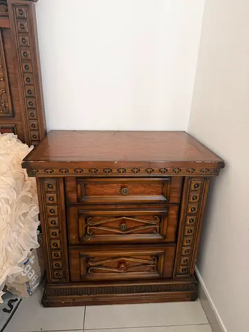 Two Solid Wood Bedside Table / Nightstand – Classic Design