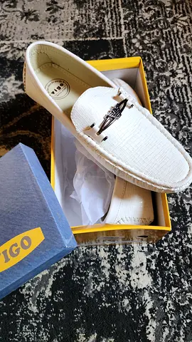 Stylish Vigo White Loafers New EU43