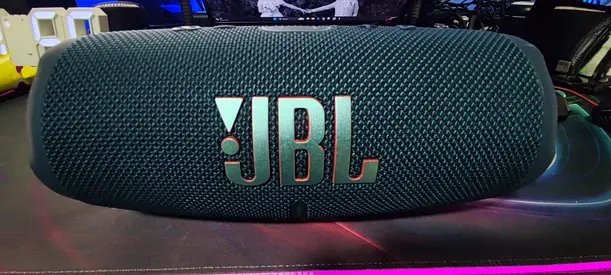 JBL Charge 5