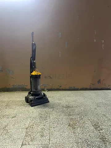 Dyson vacuum machine