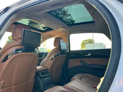 2015 AUDI A8 缩略图 15