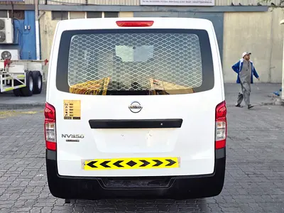 2016 Nissan URVAN — миниатюра 10
