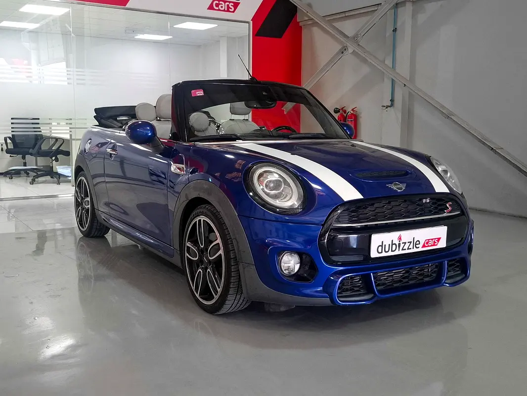 MINI Cooper 2020 — photo 1 of 20