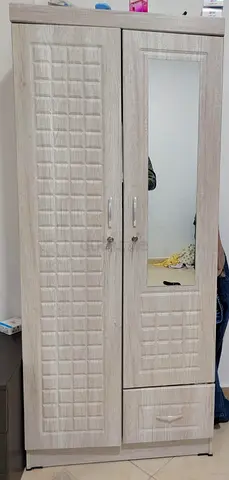 Almirah / wardrobe