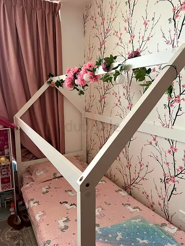 Single bed