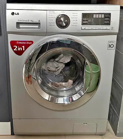 LG Combo washer dryer like new very good working free delivery installation