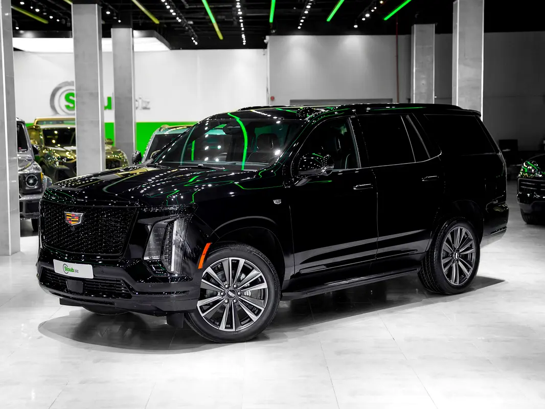 Cadillac Escalade 2025 — photo 1 of 20