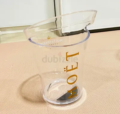 Modern Compact Plexi Glass Ice Bucket	22x20x21cm
