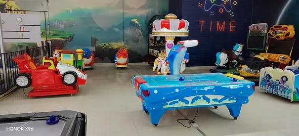 Gaming Machines inside The Mall