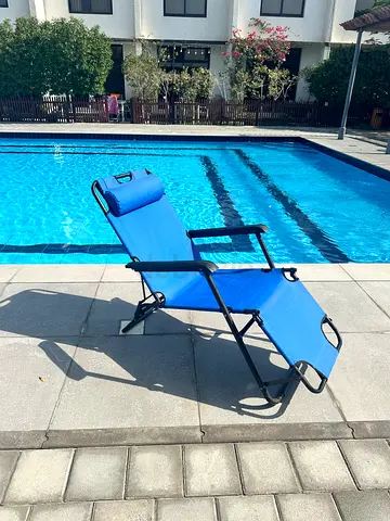 Comfortable Poolside-beach Lounger