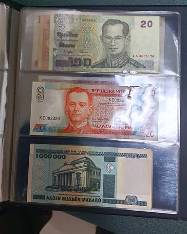 Collection of Vintage Banknotes