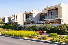 Ready To Move | 3 Beds Villa | Single Row