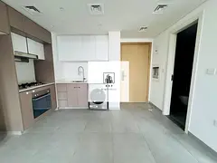 Specious luxury 2bedroom apartment for rent in Al Jada