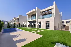 Large Plot | Private Pool | Single Row