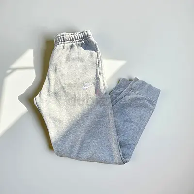 Authentic Nike Sportswear Club Fleece Joggers - Grey (Size Small, can fit Medium)