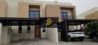 3BED TOWNHOUSE WITH MAID ROOM