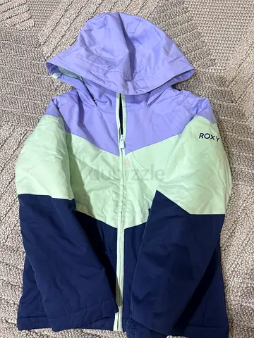 Stylish Roxy Windbreaker Jacket for snow or ski