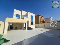 Luxury villa, fully serviced (water, electricity, and air conditioning) / Freehold for all nationali