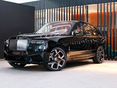Rolls-Royce Black Badge Cullinan 2025/ 536km