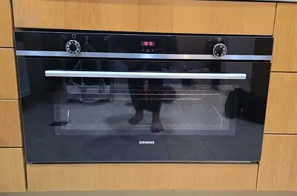 Siemens iq500 Built-In Oven - Modern Design for Your Kitchen