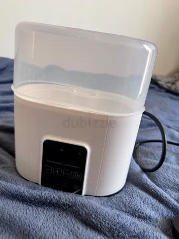 Baby bottle sterilizer