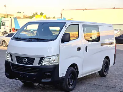NISSAN URVAN VAN