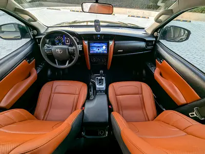 2020 Toyota FORTUNER 照片 3