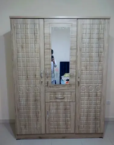 Wardrobe 3 Doors