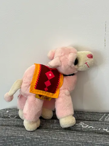 Dubai camel pink plush toy