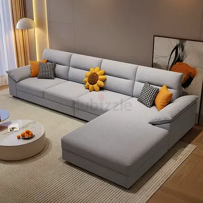 Stylish Grey Sectional Sofa with Cozy Accents
