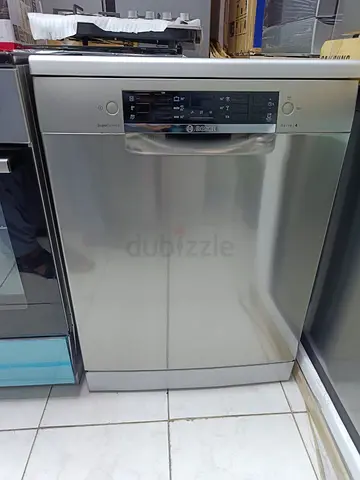 Bosch Series 4 Latest Model SuperSilenc Dishwasher 3 Racks