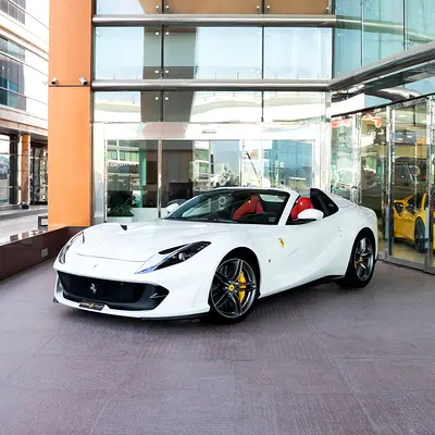 2023  FERRARI  812 GTS  ( FULL CARBON BODY ) DONE ONLY 1200KM