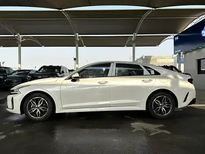صورة 2 لـ 2025 KIA K5