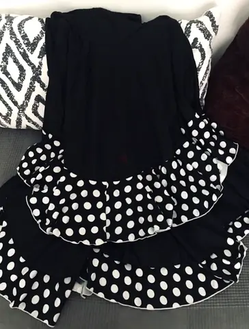 Flamenco dancing skirt