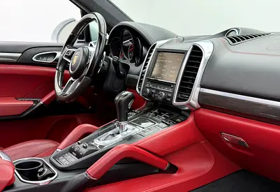 2016 Porsche CAYENNE — миниатюра 7