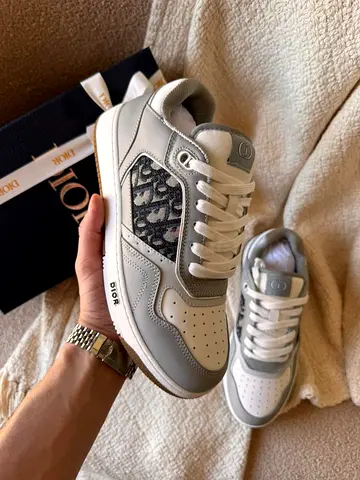 Dior Sneakers - Stylish and Comfortable