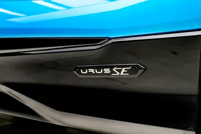 2025 Lamborghini URUS — миниатюра 13